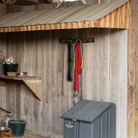 Feed Bins & Containers - Behlen Country Barn Buddy Store - All - Behlen Country