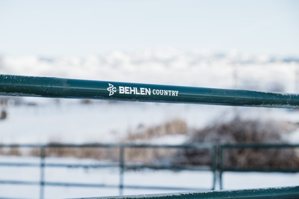 Panels & Walk Throughs - Behlen Country Big Valley Panels - Behlen Country