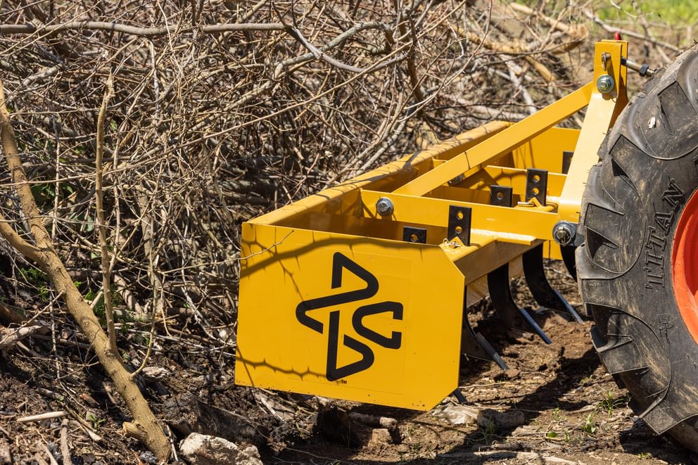 Tractor Attachments - Behlen Country Box Blade - Behlen Country