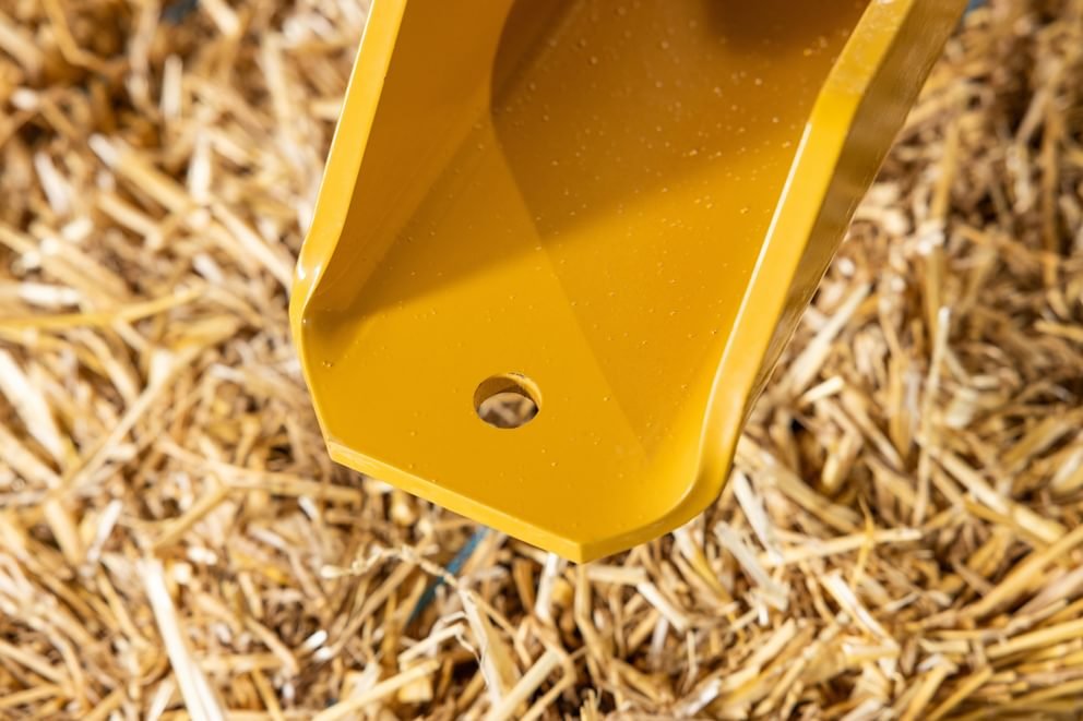 Tractor Attachments - Behlen Country Bucket Bale Spear - Behlen Country