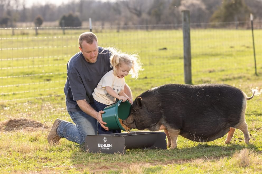 Livestock Feeders - Behlen Country Classic Mini Small Animal Feed Trough - Behlen Country