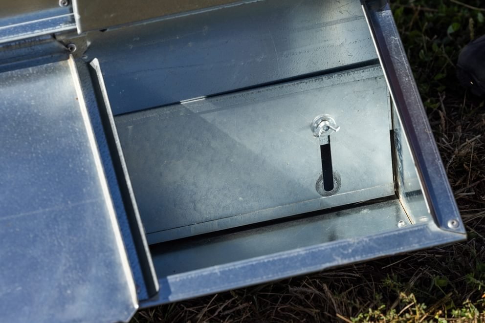 Livestock Feeders - Behlen Country Easy - Feed Feeder - Behlen Country