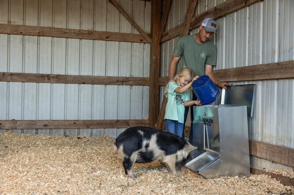 Livestock Feeders - Behlen Country Easy - Feed Feeder - Behlen Country