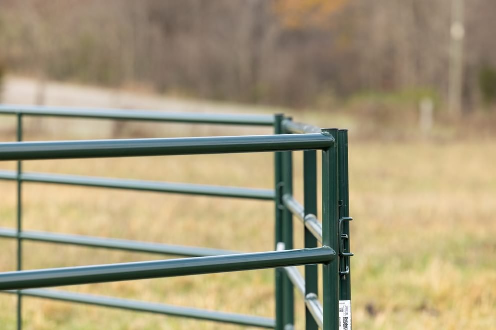 Panels & Walk Throughs - Behlen Country Pioneer Corral Panels - Behlen Country