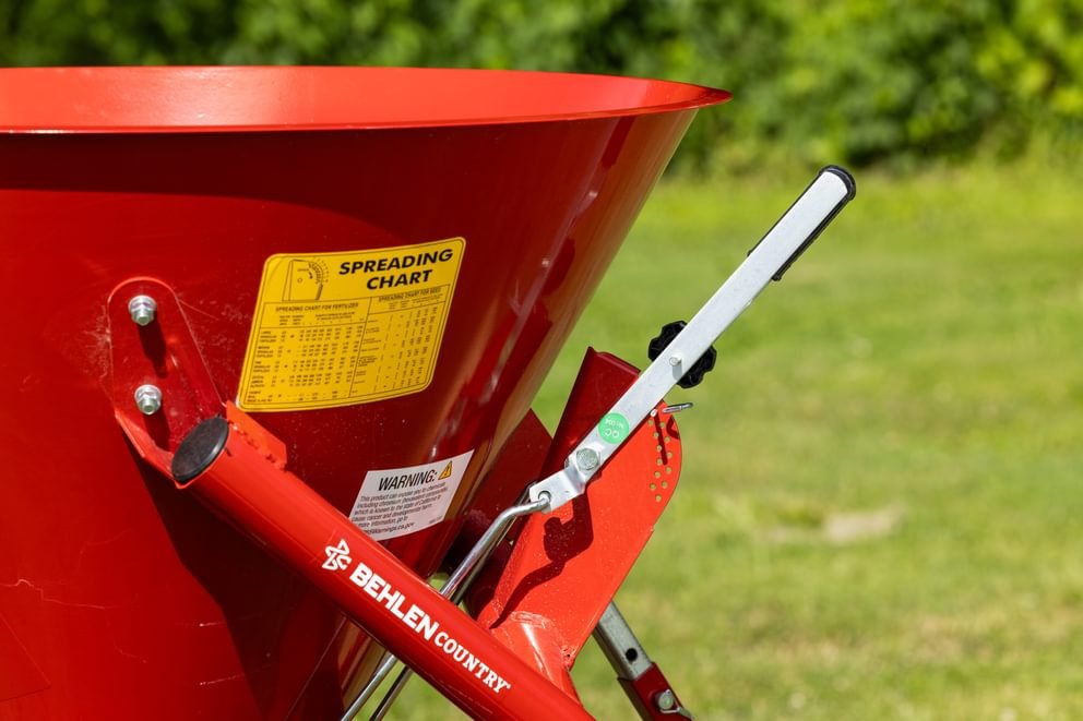 Spreaders - Behlen Country Pull - Behind Spreader - Behlen Country