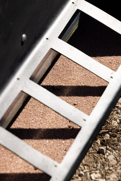 Creep Feeder - Behlen Country SafeStart Poly Creep Feeder - Behlen Country