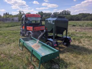 UTV Easy Feeder - Lakeland 15 Bushel UTV Easy Feeder - Lakeland Farm and Ranch
