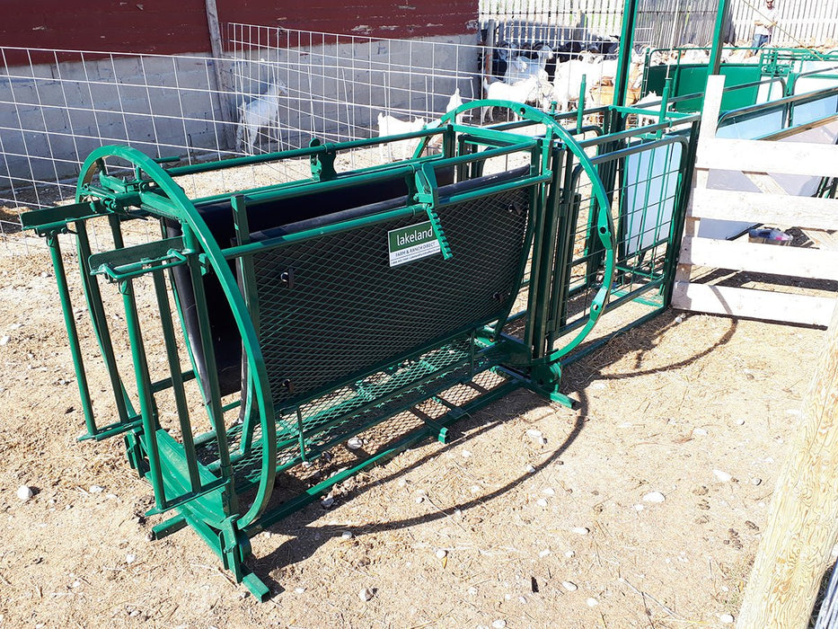 Spin Trim Chute - Lakeland Deluxe Spin Trim Chute - Lakeland Farm and Ranch