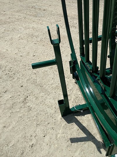 Spin Trim Chute - Lakeland Deluxe Spin Trim Chute - Lakeland Farm and Ranch