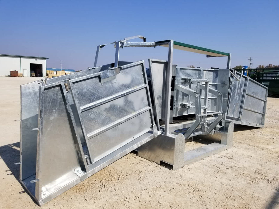 Sheep and Goat Handling Equipment - Lakeland Easy Klamp Sheep & Goat Handler - Lakeland Farm and Ranch