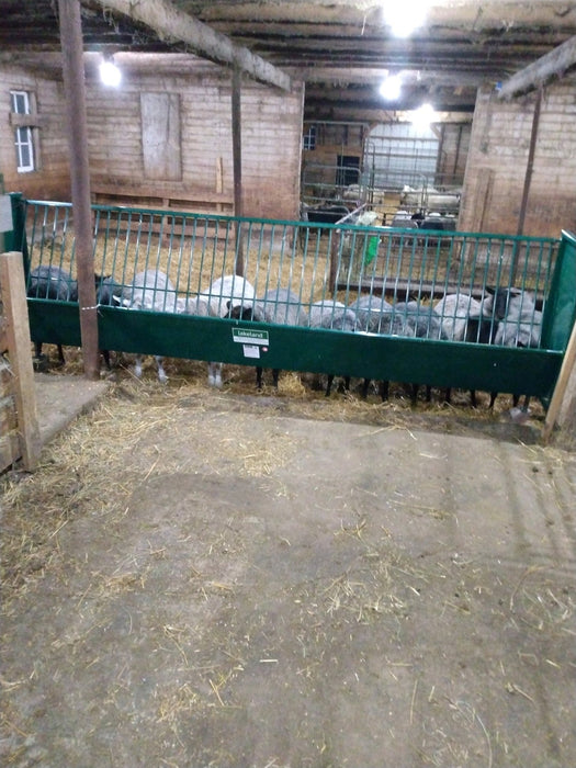 Fence Line Feeders - Lakeland Hay & Grain Fenceline Feeder - Lakeland Farm and Ranch