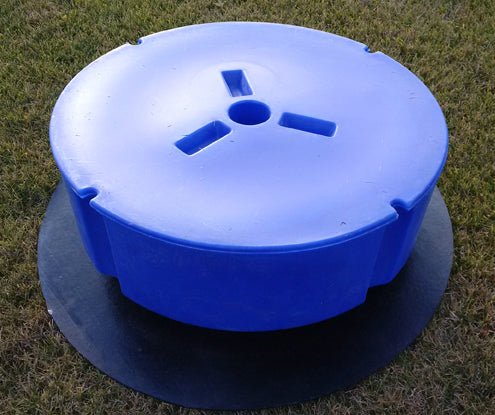 Mineral Feeder - Lakeland Heavy Duty Mineral Feeder - Lakeland Farm and Ranch