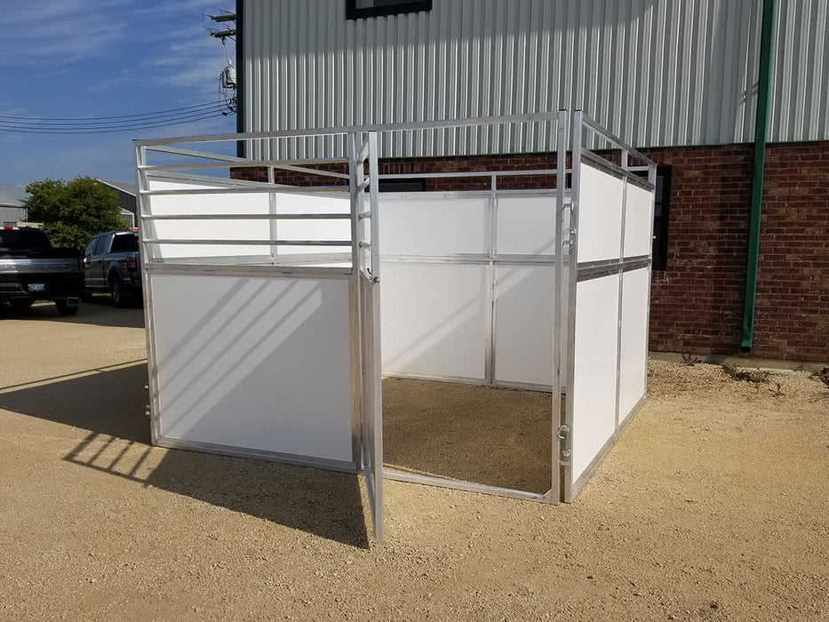 Horse Stalls - Lakeland Portable Competition Horse Stalls - Lakeland Farm and Ranch