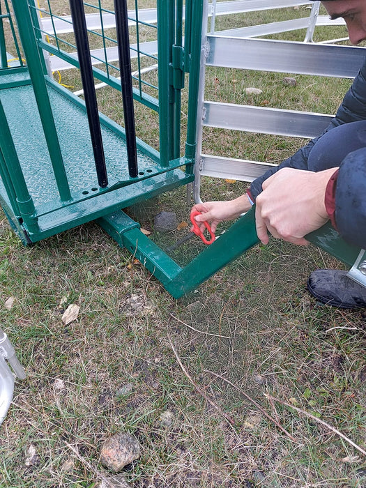 Sheep and Goat Handling Equipment - Lakeland Portable Easy Handler for Sheep and Goats - Lakeland Farm and Ranch