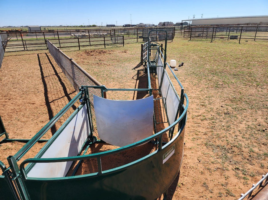 Crowding Tubs - Lakeland Working Chute and Crowding Tub - Lakeland Farm and Ranch