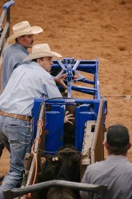 Roping Chutes - Priefert Manual Calf Roping Chute - Priefert