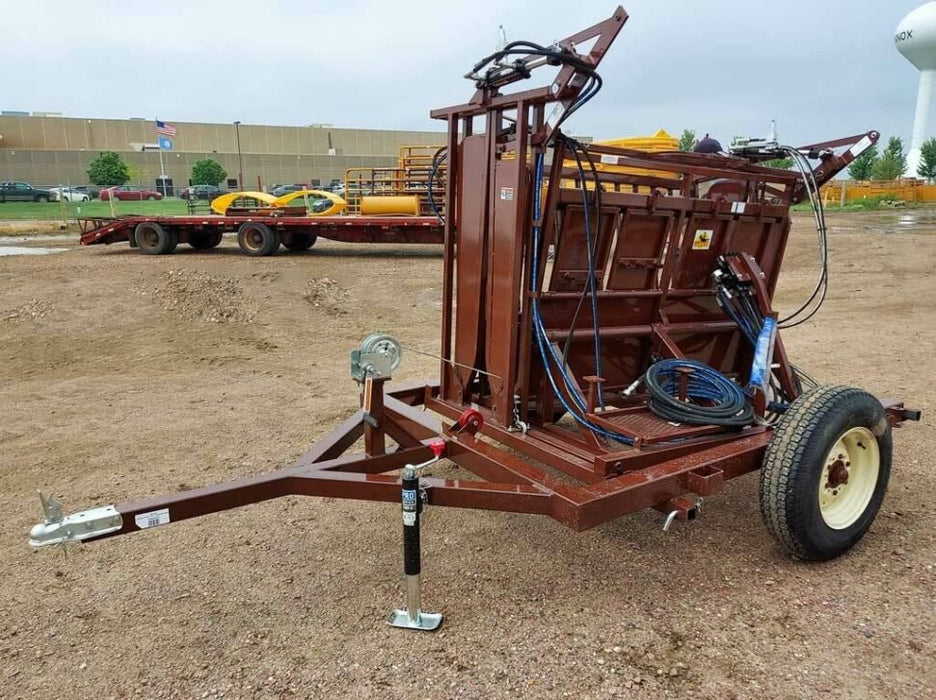 Calving Equipment - Sioux Steel Hydraulic Calf Chute Trailer - Sioux Steel