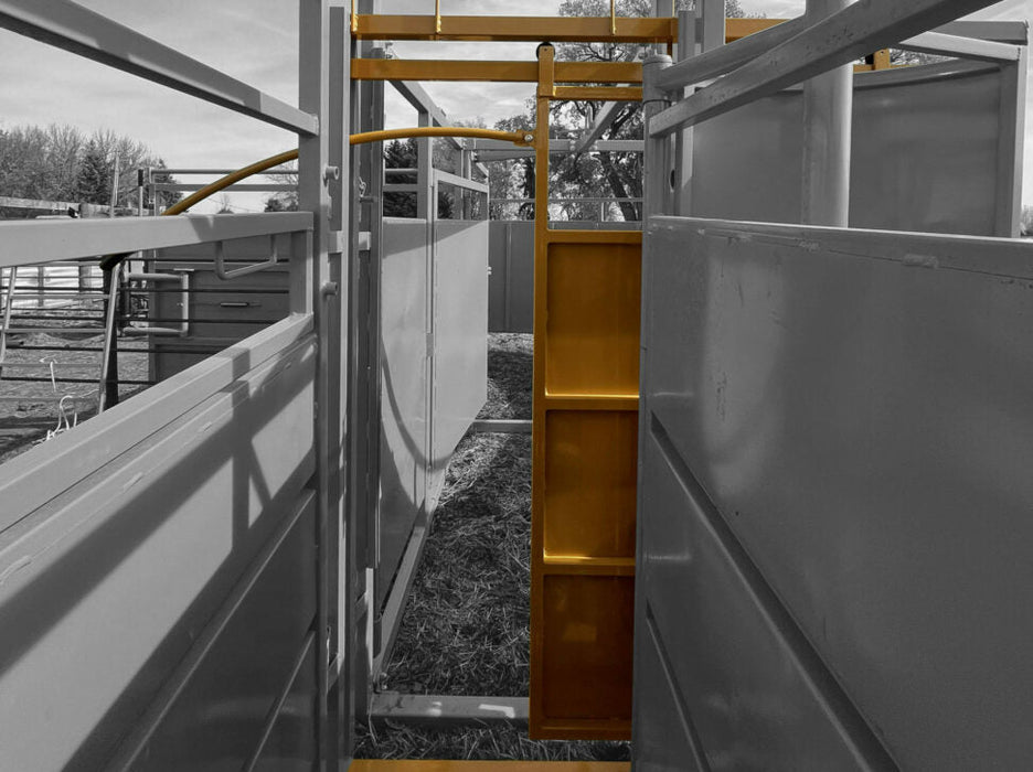 Alley Gates - Sioux Steel Sliding Alley Gate - Sioux Steel