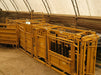 Cattle Chutes - Sioux Steel Squeeze Chute with Automatic Head Gate - Sioux Steel