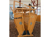 Cattle Chutes - Sioux Steel XL Hydraulic Squeeze Chute - Sioux Steel